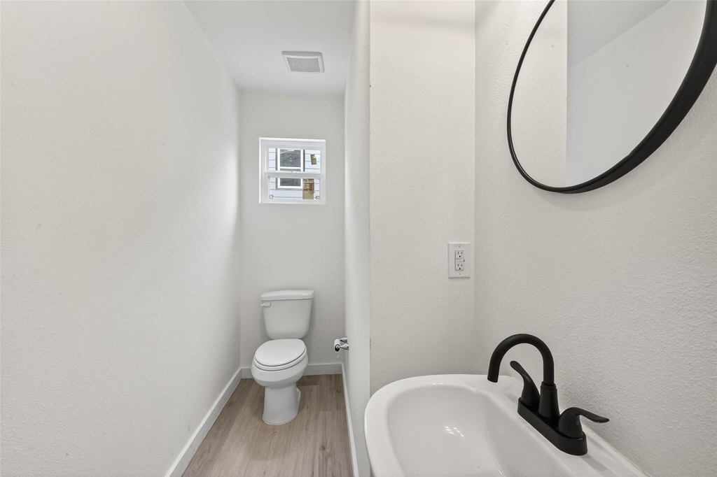 9007 Hilda Street - Photo 13