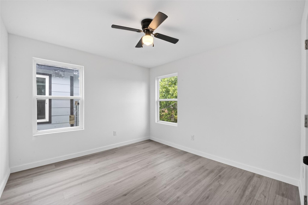 9007 Hilda Street - Photo 14