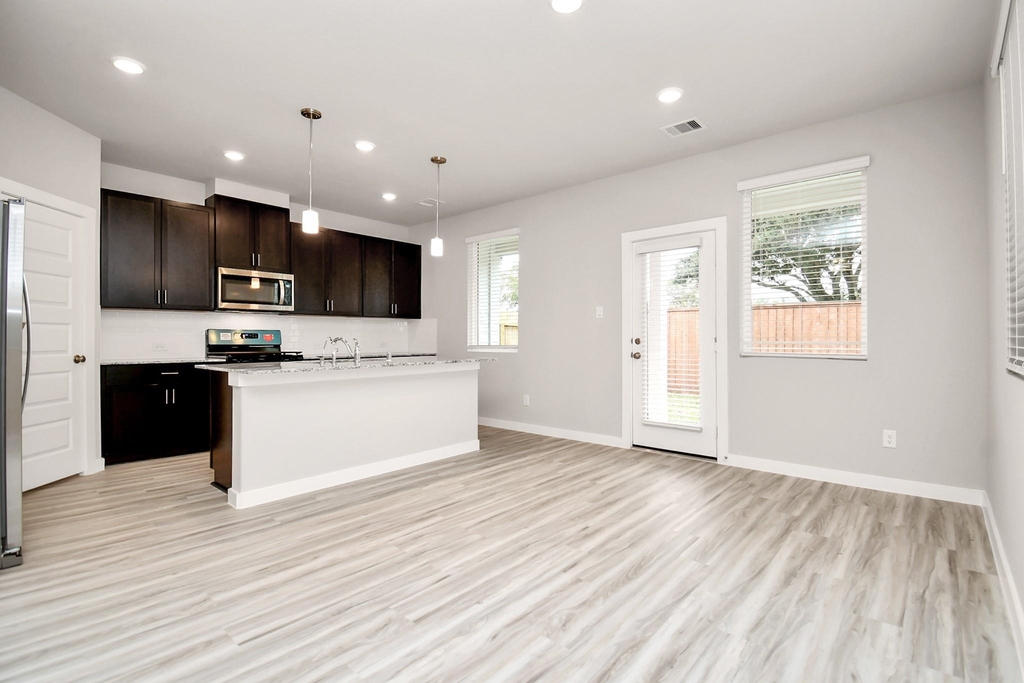 17129 White Acer Way - Photo 11