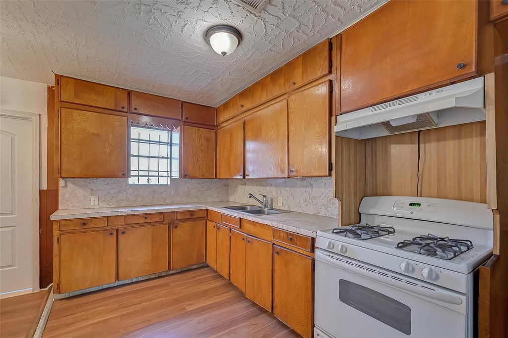 4905 Brinkley Street - Photo 5