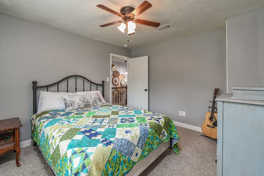 310 Prince Of Wales Street - Photo 17
