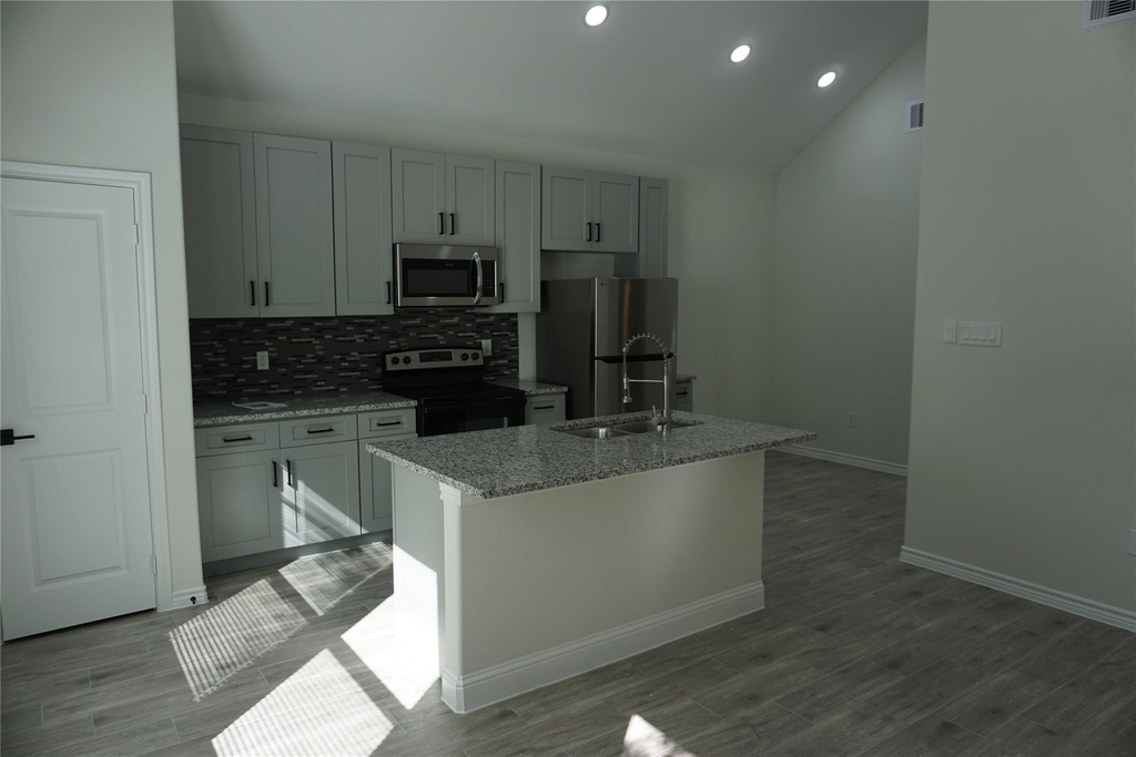 9864 Arbor Oak - Photo 3