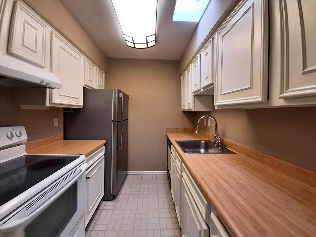 800 Post Oak Boulevard - Photo 3