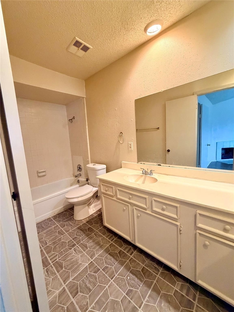 7700 Creekbend Drive - Photo 18