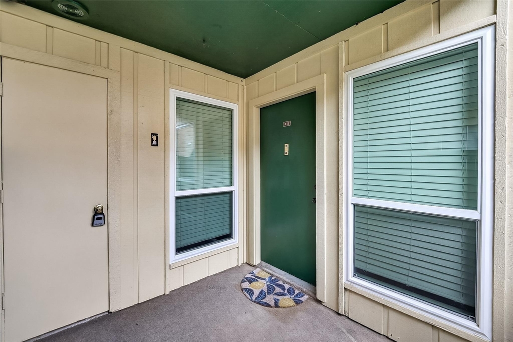 1516 Bay Area Boulevard - Photo 4