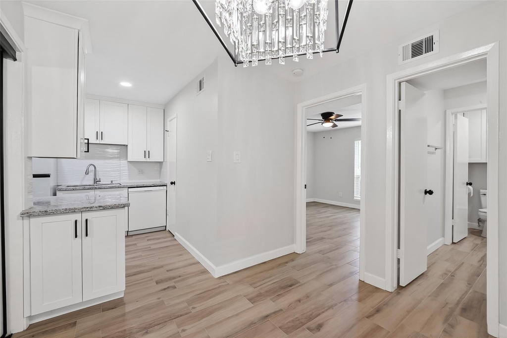 1516 Bay Area Boulevard - Photo 12