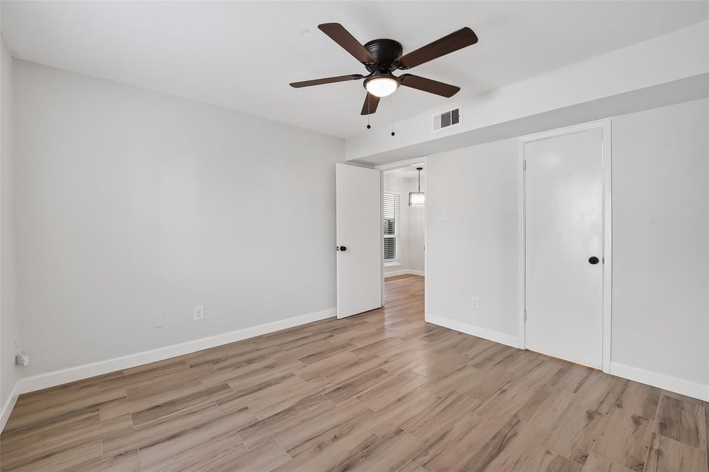 1516 Bay Area Boulevard - Photo 18