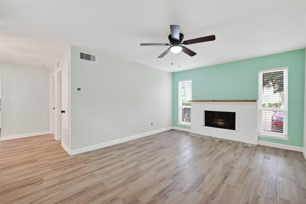 1516 Bay Area Boulevard - Photo 6