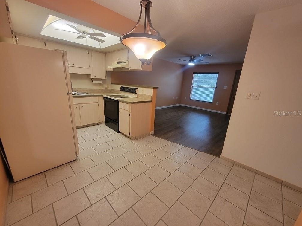 6141 Chesham Drive - Photo 5