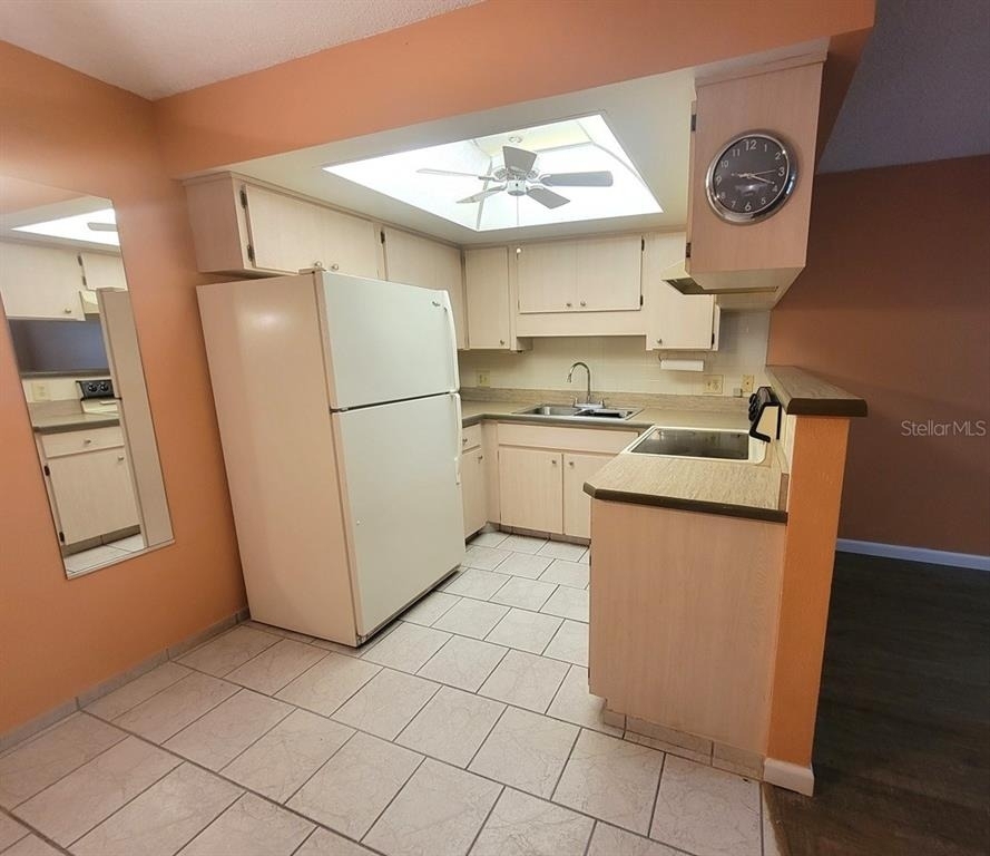 6141 Chesham Drive - Photo 7