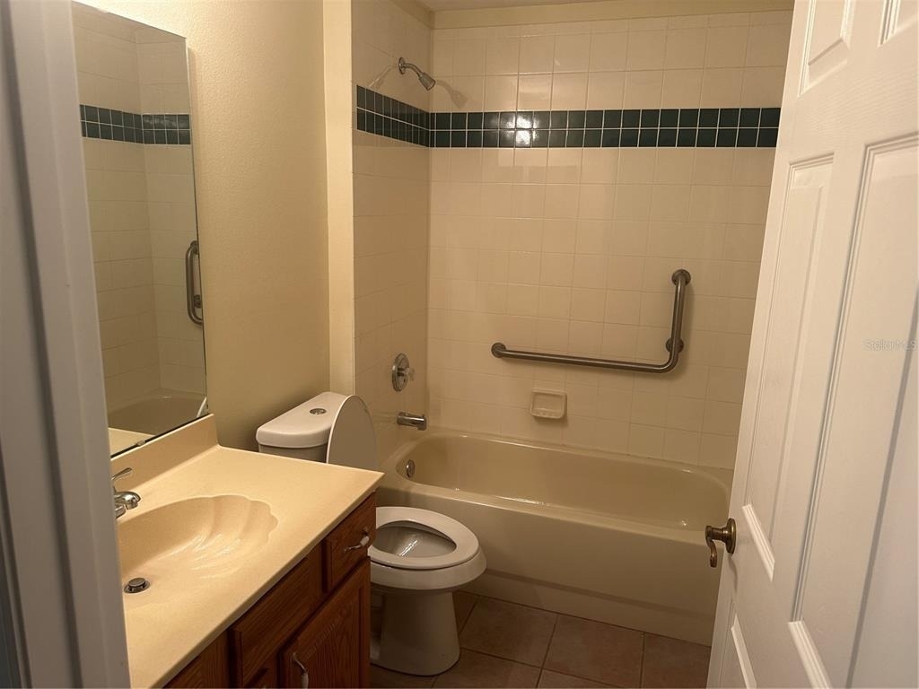 2988 Howland Boulevard - Photo 13