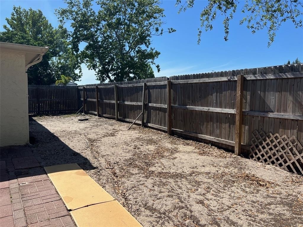 7835 Arbordale Drive - Photo 3
