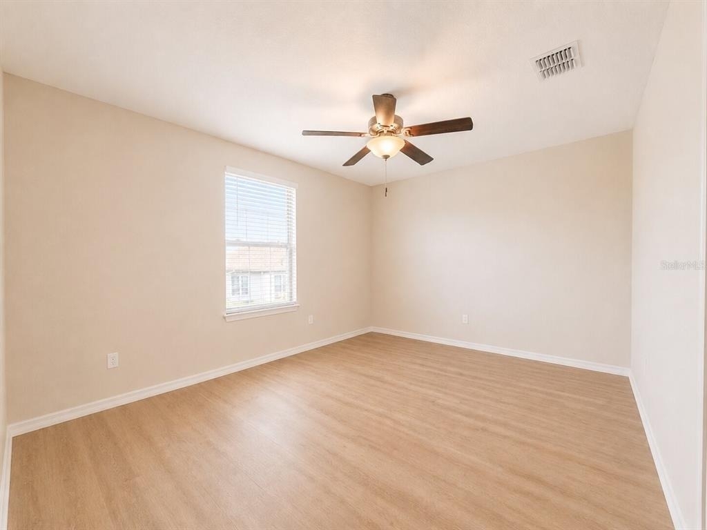 5462 Grays Harbor Court - Photo 17