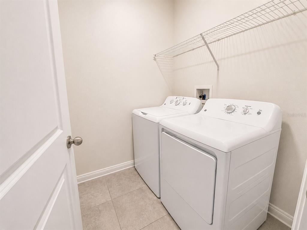 5462 Grays Harbor Court - Photo 9