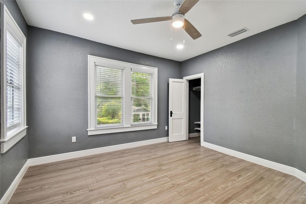 6810 N Navin Avenue - Photo 24