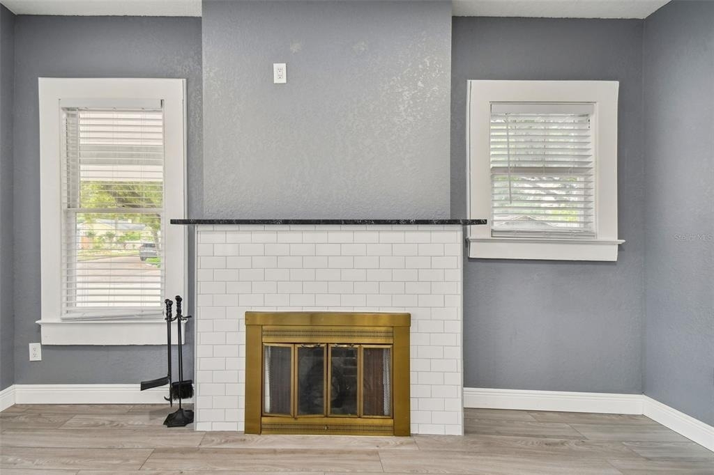 6810 N Navin Avenue - Photo 9
