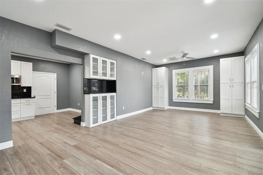 6810 N Navin Avenue - Photo 7