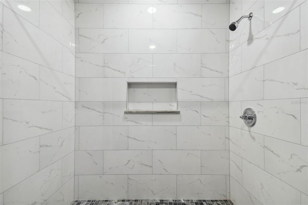 6810 N Navin Avenue - Photo 43