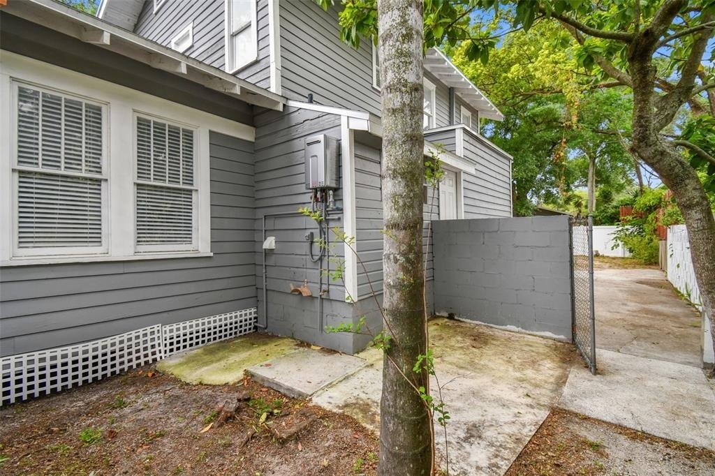 6810 N Navin Avenue - Photo 78