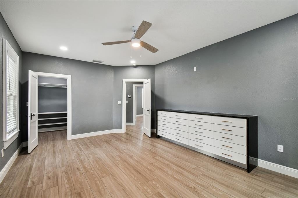 6810 N Navin Avenue - Photo 32