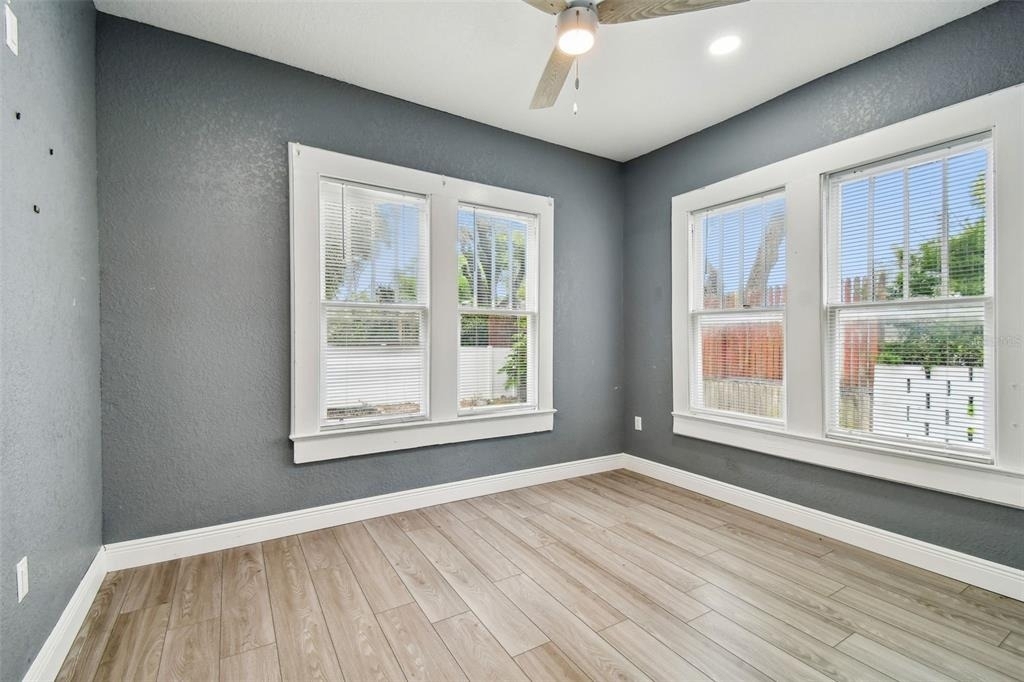 6810 N Navin Avenue - Photo 58