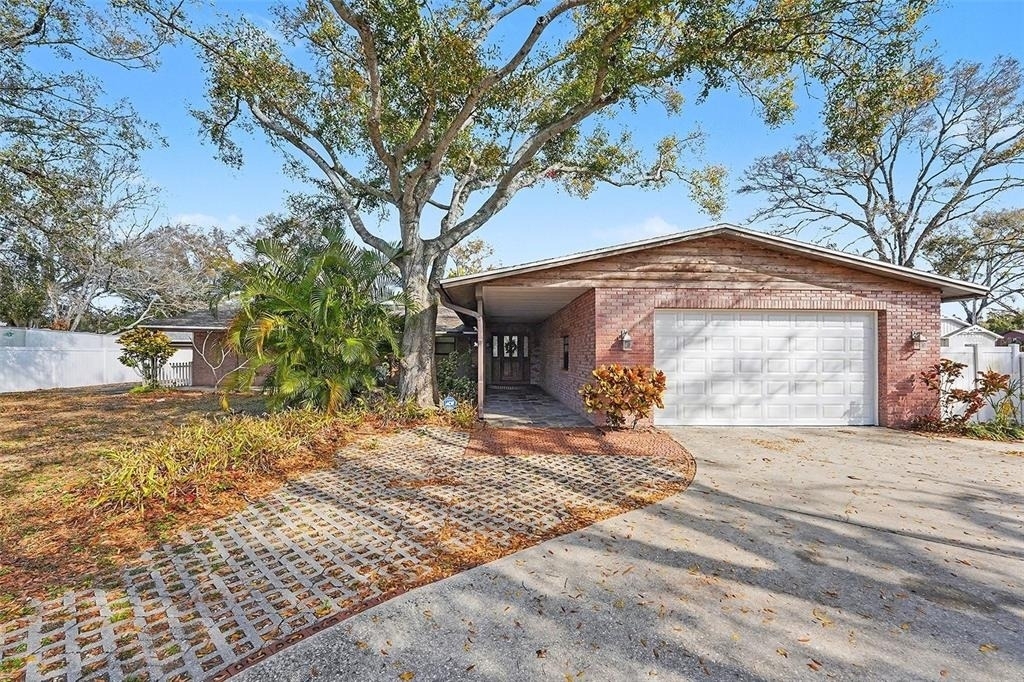 5967 102nd Avenue N - Photo 1