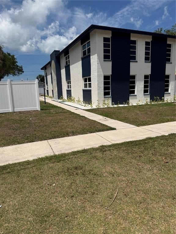 439 76th Avenue N - Photo 12