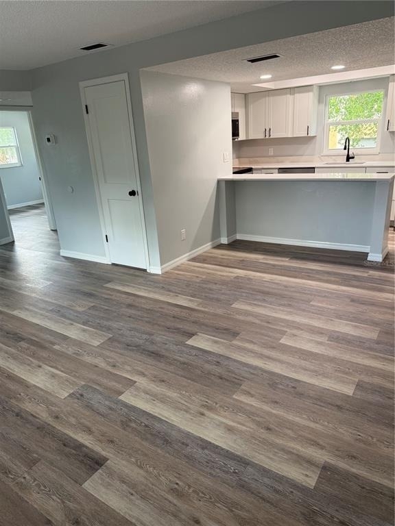 439 76th Avenue N - Photo 3