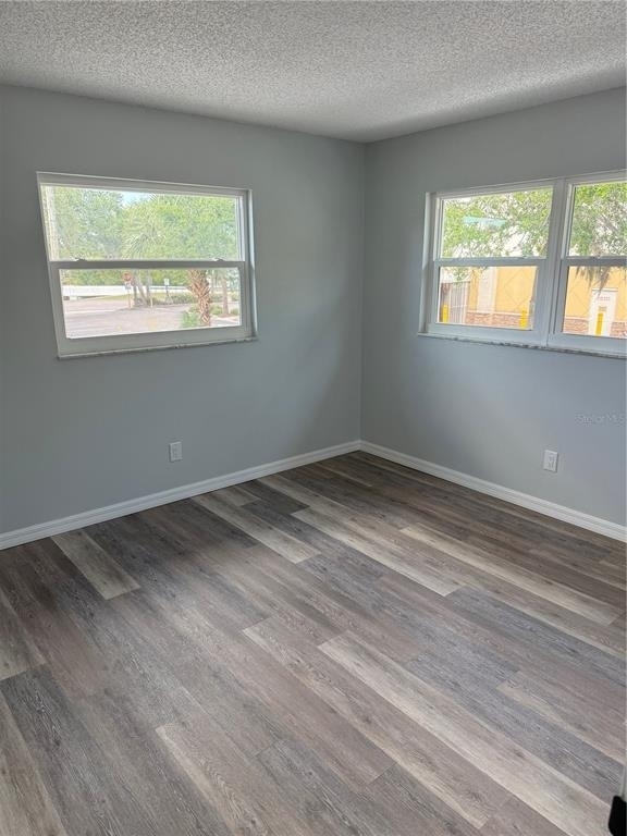 439 76th Avenue N - Photo 6