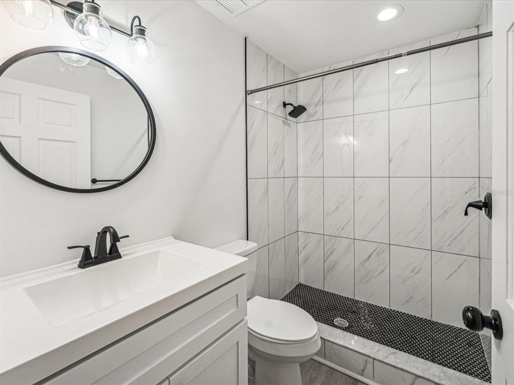 215 Central Avenue - Photo 17