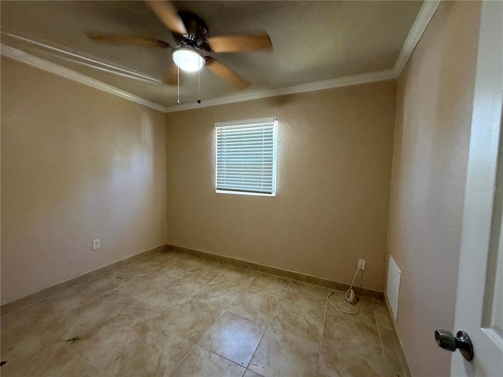 1015 Vine Avenue - Photo 5