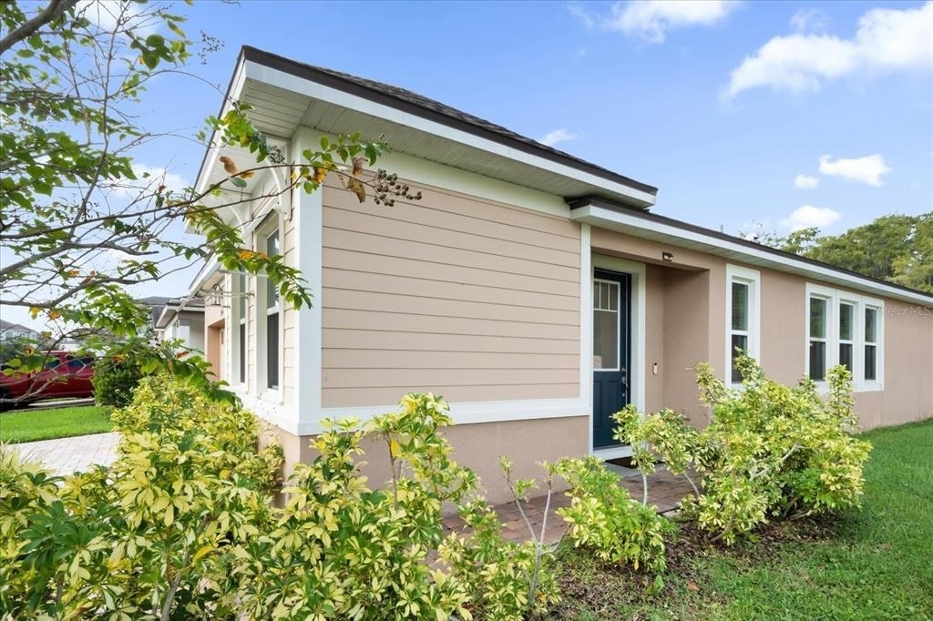 2444 Varenna Loop - Photo 26