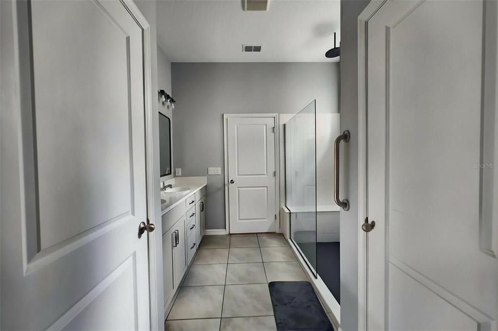 2087 Emerald Springs Drive - Photo 3