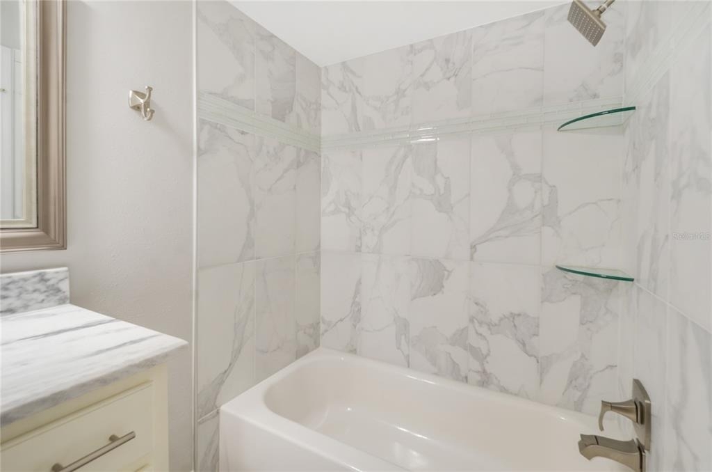 439 S Netherwood Crescent - Photo 9