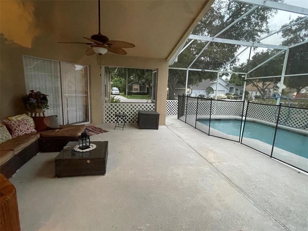 519 Thousand Oaks Boulevard - Photo 2