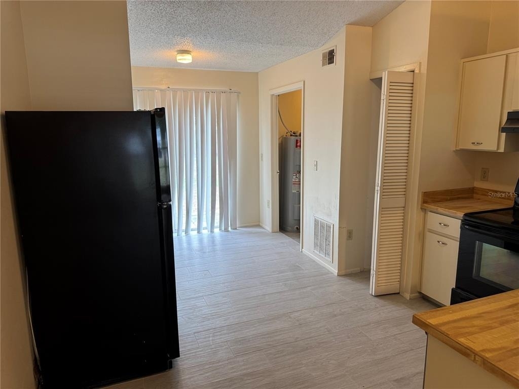 10041 Massey Street - Photo 4