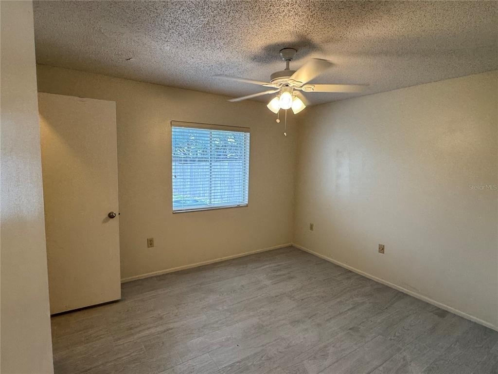 10041 Massey Street - Photo 15
