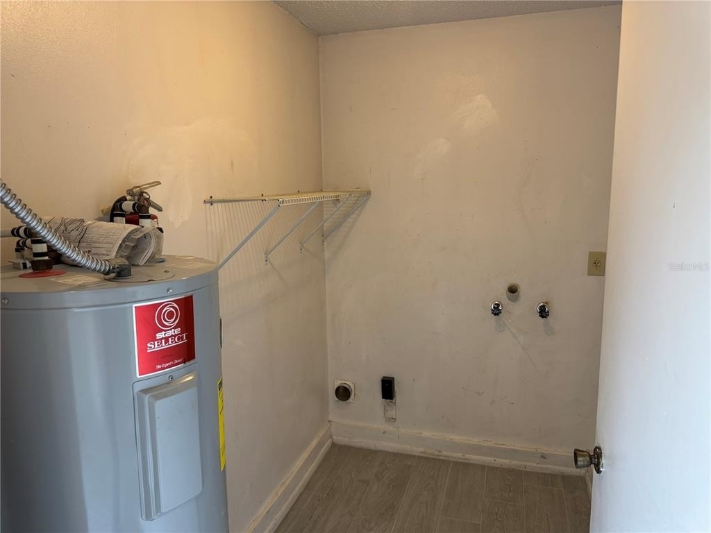 10041 Massey Street - Photo 10