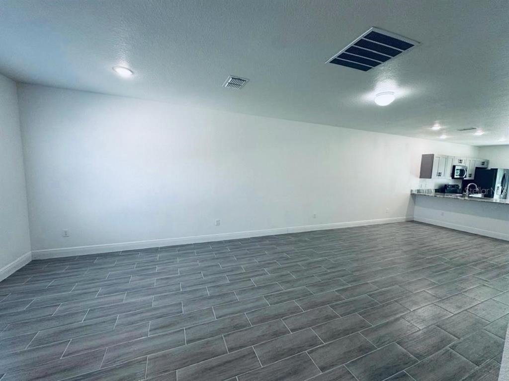 309 Clermont Drive - Photo 4