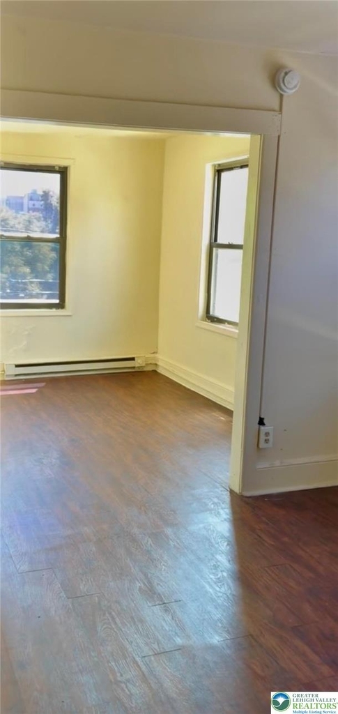 397 W Allen Street - Photo 4