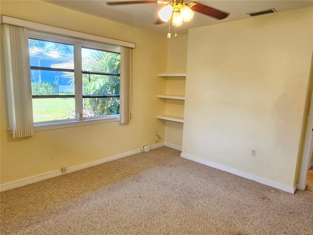 309 Park Boulevard N - Photo 33