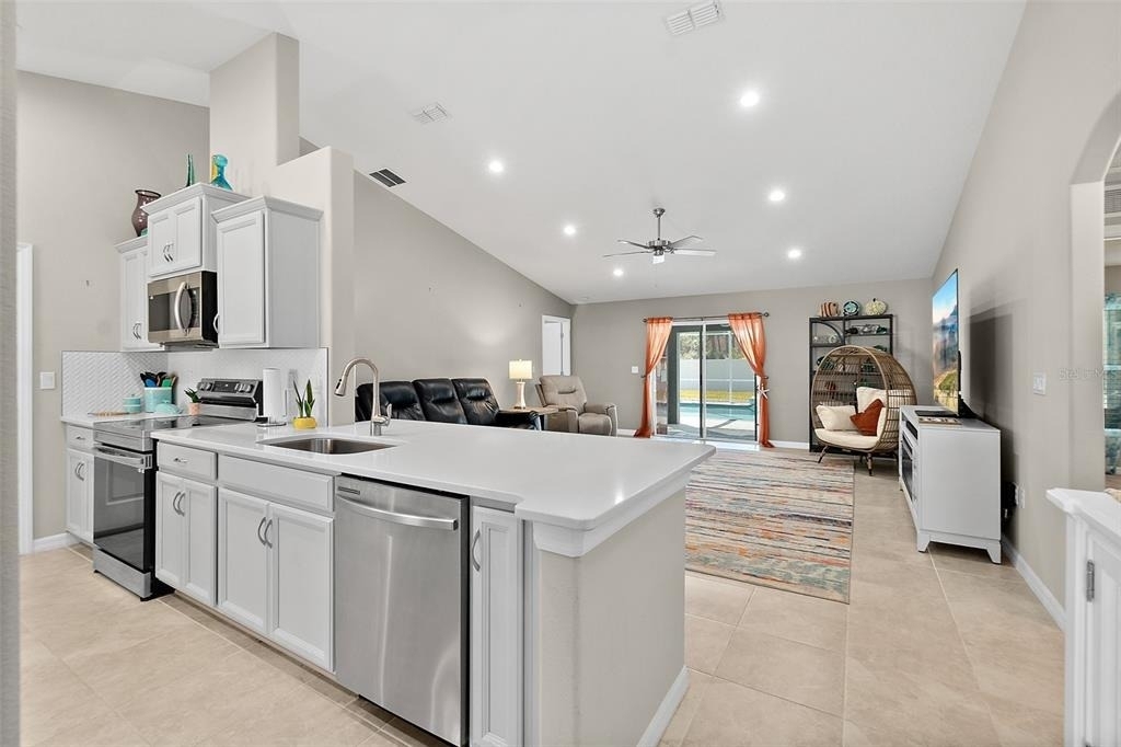 43 Utica Path - Photo 17
