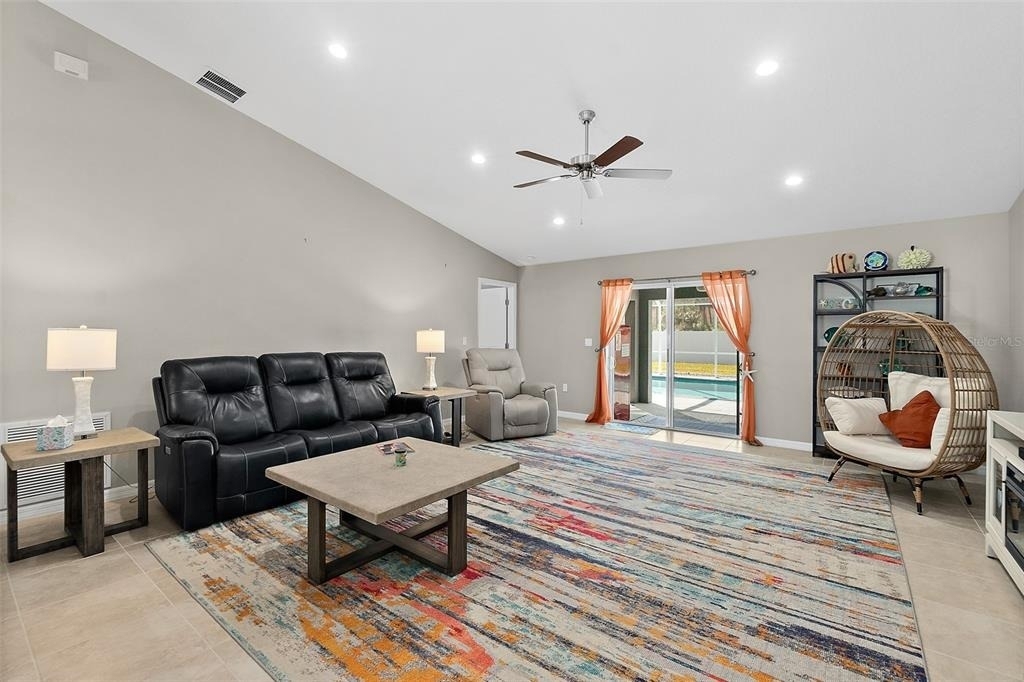 43 Utica Path - Photo 6