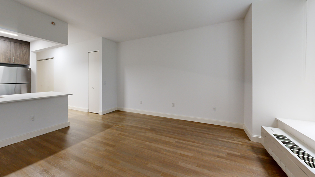 10 Hanover Square - Photo 7