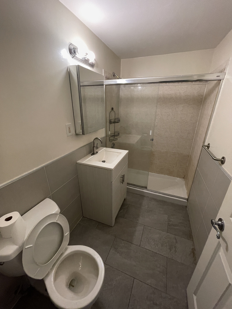 217 E Street - Photo 5