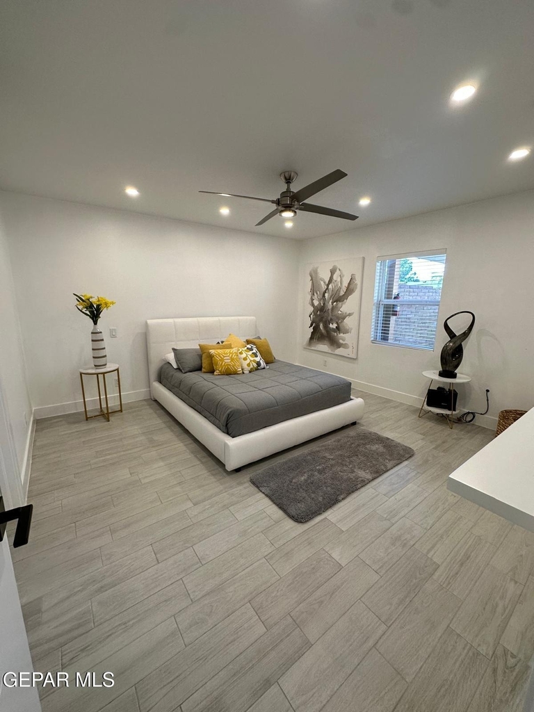 350 Thunderbird Drive - Photo 10