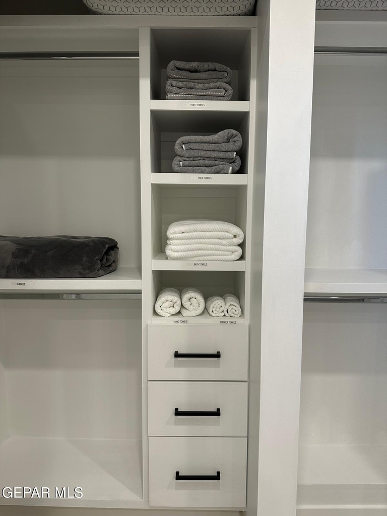 350 Thunderbird Drive - Photo 9