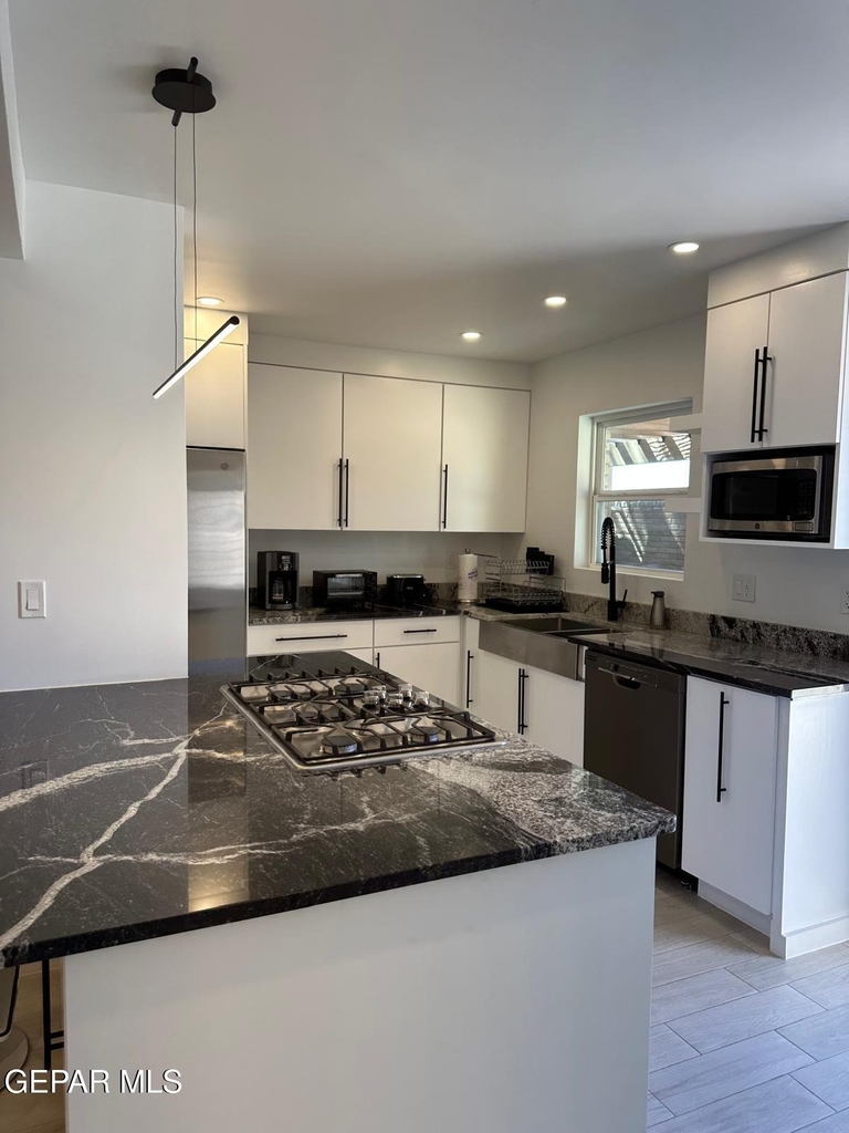 350 Thunderbird Drive - Photo 5