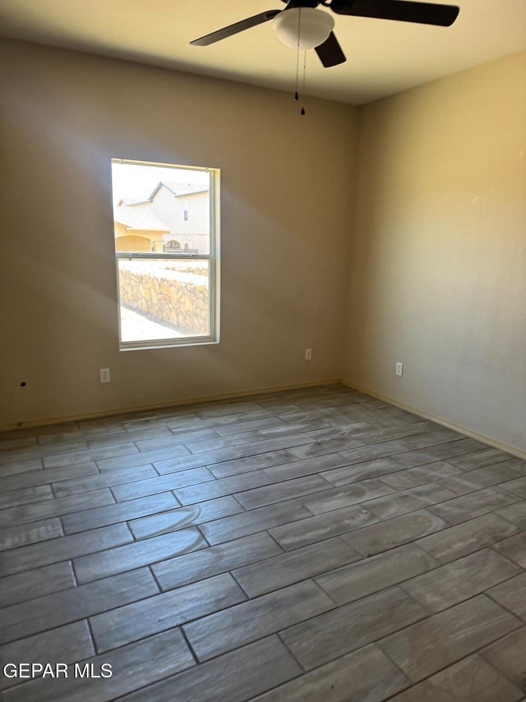 8940 Herbert Street - Photo 19
