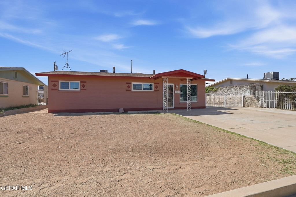 157 Cherry Street - Photo 2